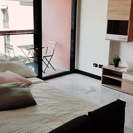 Trilocale Sull'acqua Al Porto Antico Apartamento