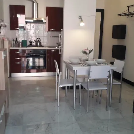Apartment Trilocale Sull'acqua Al Porto Antico